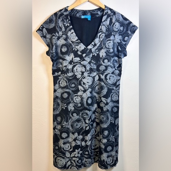 Fresh Produce Floral Short Sleeve V Neck Swing Dress Size Medium Cotton - Picture 2 of 6